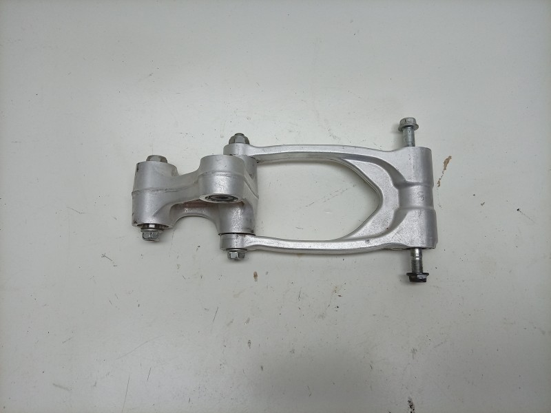 Recambio de basculante para honda crf 1100l africa twin africa twin referencia OEM IAM  52465MKKD00 
