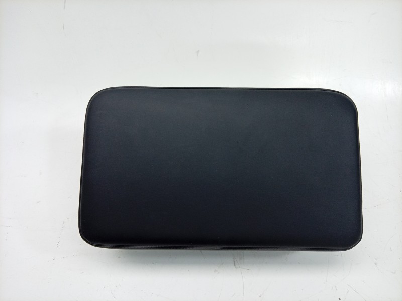 Recambio de asientos trasero izquierdo para kia ev9 100 gt-line awd referencia OEM IAM  89130-DO220 