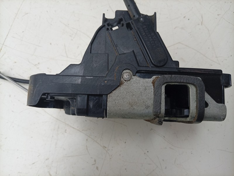 Recambio de cerradura puerta delantera derecha para ford fiesta vii (hj, hf) 1.0 ecoboost referencia OEM IAM  H1BBR22152AD 