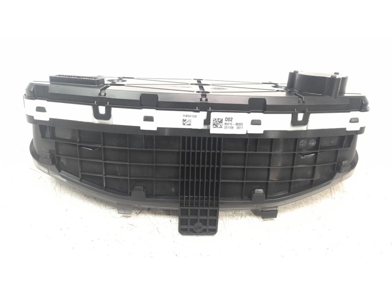 Recambio de cuadro instrumentos para ssangyong rexton limited 4x4 referencia OEM IAM 8021036520  