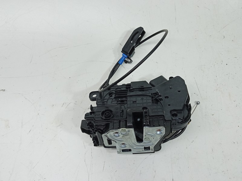 Recambio de cerradura puerta trasera derecha para kia ev9 100 gt-line awd referencia OEM IAM  81420DO200 