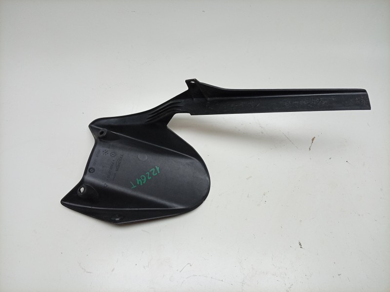 Recambio de guardabarros trasero para triumph street triple 765 rs street triple 765 rs referencia OEM IAM  2057949 