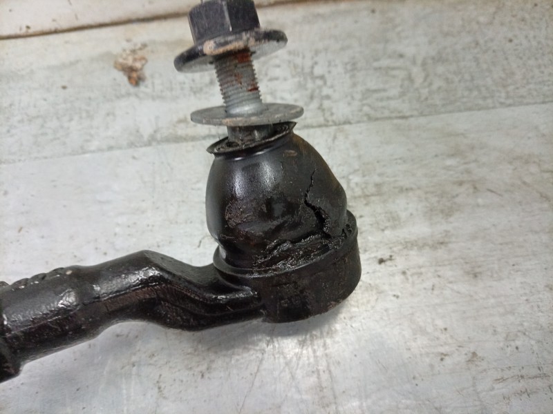 Recambio de cremallera direccion para kia ev9 100 gt-line awd referencia OEM IAM  57700DO000 
