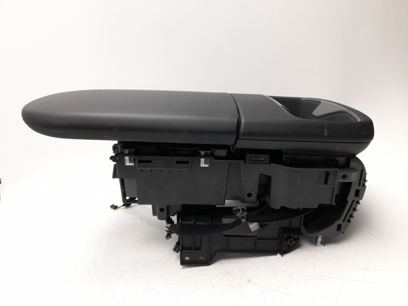 Recambio de apoyabrazos central para kia ev9 100 gt-line awd referencia OEM IAM  84660DO000NJR 