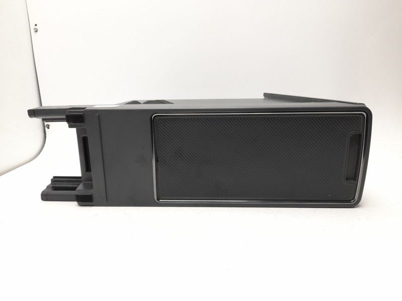 Recambio de apoyabrazos central para kia ev9 100 gt-line awd referencia OEM IAM  84635DO000 