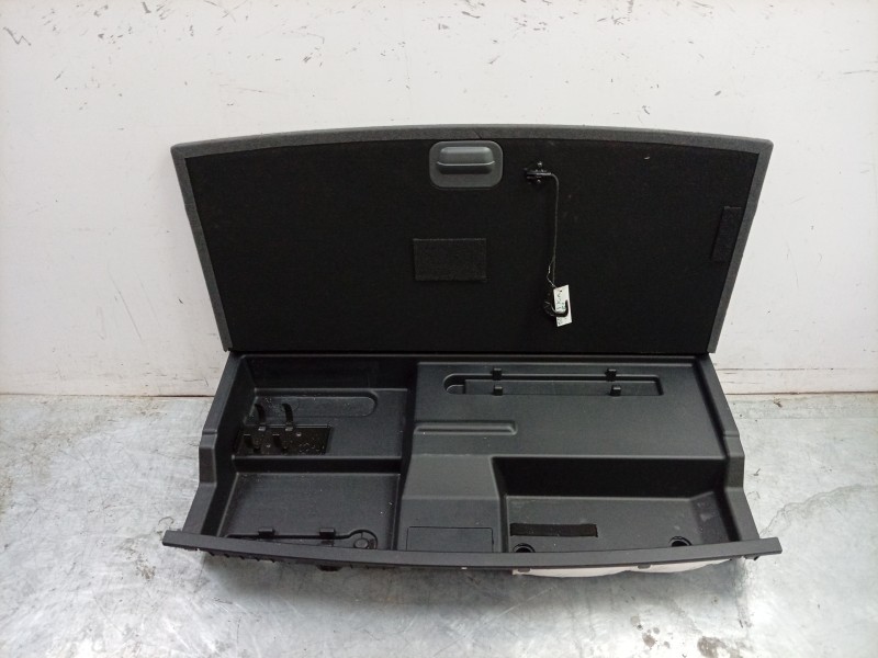 Recambio de tapa maletero para kia ev9 100 gt-line awd referencia OEM IAM  857E7DO000 