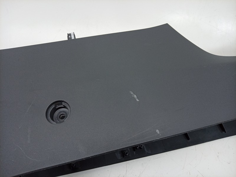 Recambio de moldura para kia ev9 100 gt-line awd referencia OEM IAM  84611DO000 