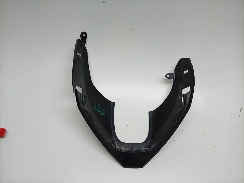 Recambio de moldura para triumph street triple 765 rs street triple 765 rs referencia OEM IAM  2317056 