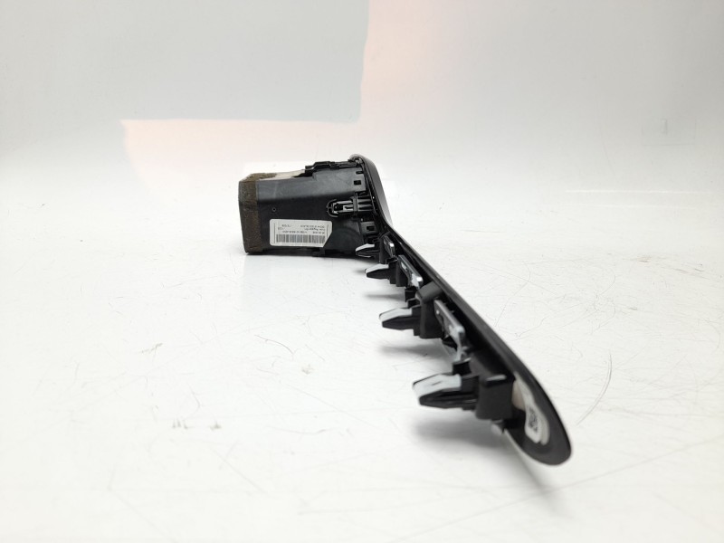 Recambio de aireador derecho para ford fiesta vii (hj, hf) 1.0 ecoboost referencia OEM IAM  H1BBA018B08AEW 