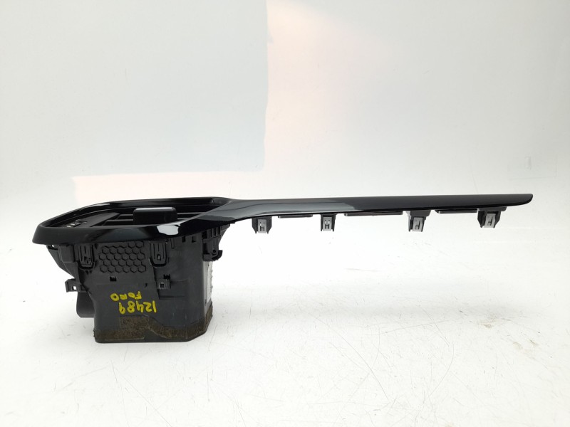 Recambio de aireador derecho para ford fiesta vii (hj, hf) 1.0 ecoboost referencia OEM IAM  H1BBA018B08AEW 
