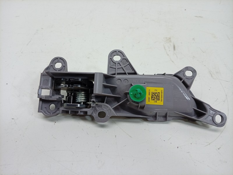 Recambio de maneta interior delantera izquierda para kia ev9 100 gt-line awd referencia OEM IAM  82610DO010DFS 