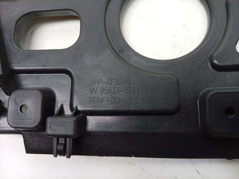 Recambio de moldura para kia ev9 100 gt-line awd referencia OEM IAM  84621DO000 