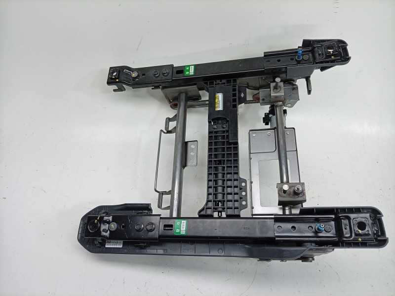 Recambio de asiento delantero izquierdo para kia ev9 100 gt-line awd referencia OEM IAM  89110DO100 