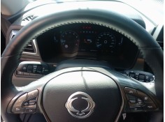 Recambio de mando multifuncion para kg mobility tivoli referencia OEM IAM   