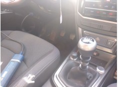 Recambio de pomo palanca cambio para kg mobility tivoli referencia OEM IAM   