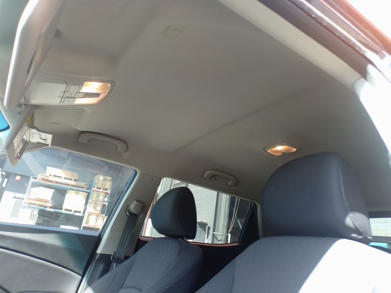 Recambio de techo interior para kg mobility tivoli referencia OEM IAM   