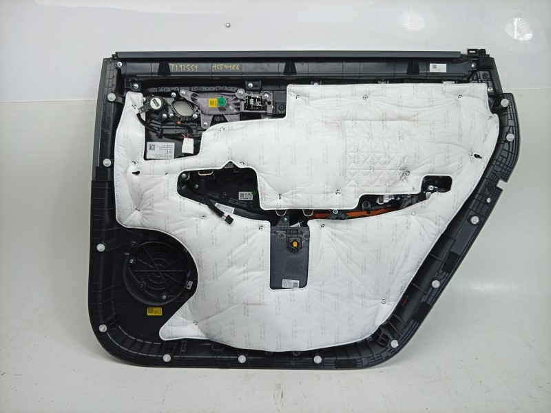 Recambio de guarnecido puerta trasera izquierda para kia ev9 100 gt-line awd referencia OEM IAM  83301DO000 