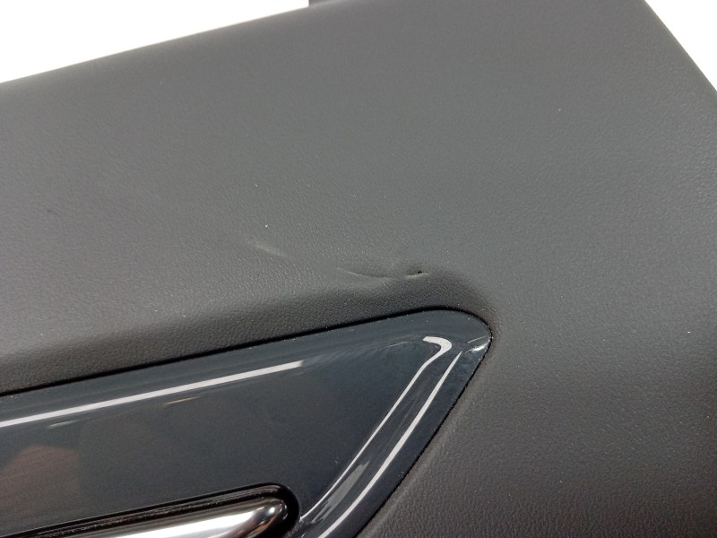 Recambio de guarnecido puerta trasera derecha para kia ev9 100 gt-line awd referencia OEM IAM   