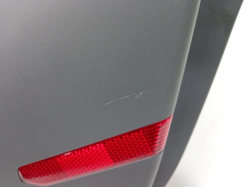 Recambio de guarnecido puerta trasera derecha para kia ev9 100 gt-line awd referencia OEM IAM   
