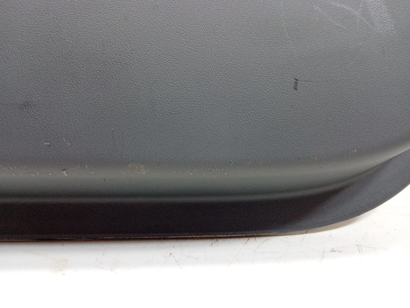Recambio de guarnecido puerta trasera derecha para kia ev9 100 gt-line awd referencia OEM IAM   