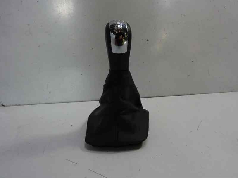 Recambio de pomo palanca cambio para skoda octavia berlina (1z3) referencia OEM IAM POMOOCTAVIA POM40111 