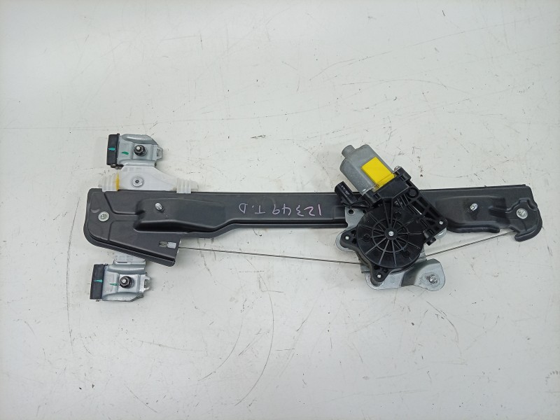 Recambio de elevalunas trasero derecho para ssangyong xlv suv e-xgi 160 referencia OEM IAM 7332135000 7332135000 