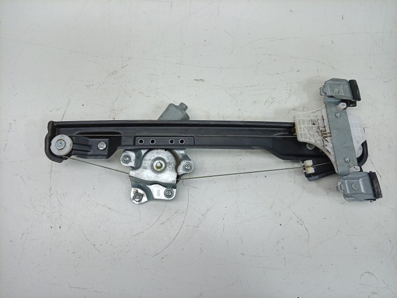 Recambio de elevalunas trasero derecho para ssangyong xlv suv e-xgi 160 referencia OEM IAM 7332135000 7332135000 