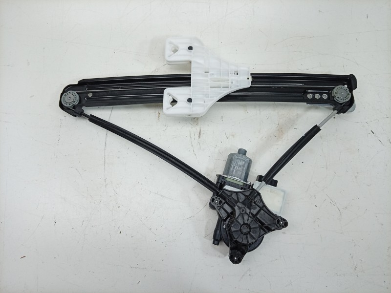 Recambio de elevalunas trasero izquierdo para seat ateca (kh7, khp) 1.5 tsi referencia OEM IAM  5Q0959407E 