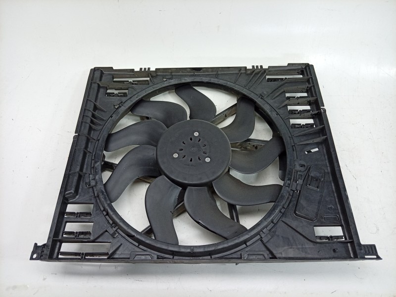 Recambio de electroventilador para bmw i4 edrive 40 referencia OEM IAM T354952D 17429886712 