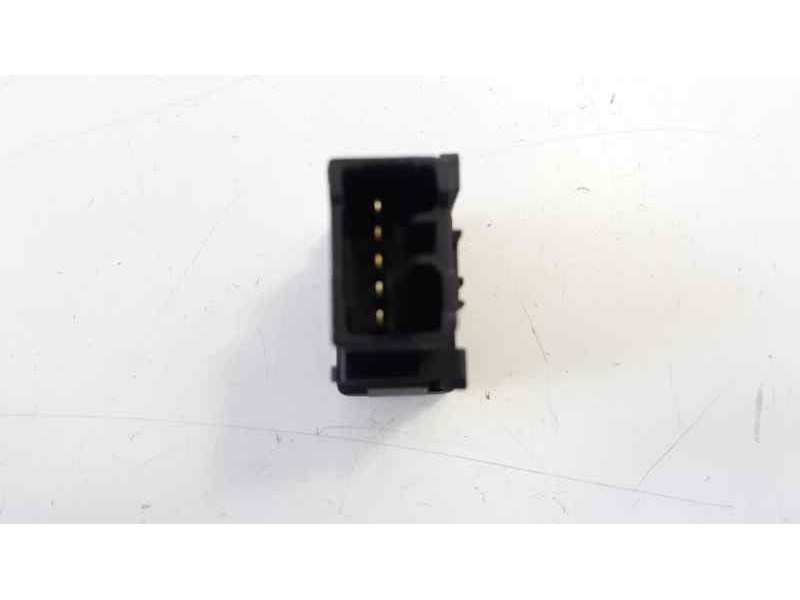 Recambio de interruptor para suzuki vitara 1.6 ddis comfort 4x4 referencia OEM IAM 3727057L00  