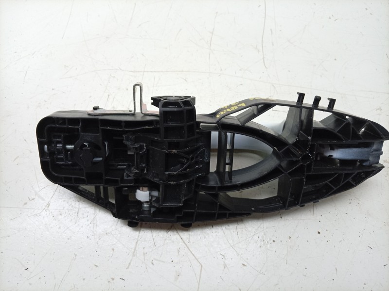Recambio de maneta exterior trasera derecha para ford fiesta vii (hj, hf) 1.0 ecoboost referencia OEM IAM  2126416 