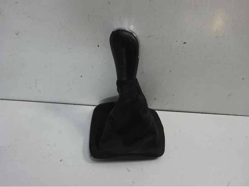 Recambio de pomo palanca cambio para skoda octavia berlina (1z3) referencia OEM IAM POMOOCTAVIA POM40111 