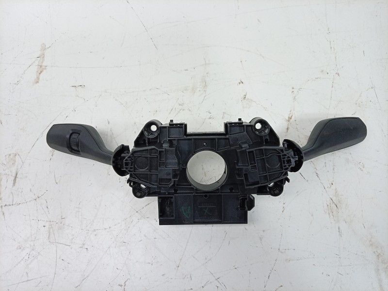 Recambio de mando multifuncion para bmw i4 edrive 40 referencia OEM IAM  61315A81999 