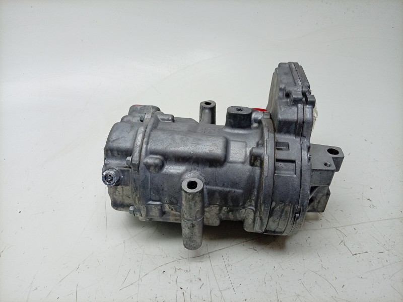 Recambio de compresor aire acondicionado para nissan juke (f16_) 1.6 hybrid referencia OEM IAM 0424002320 926003211R 