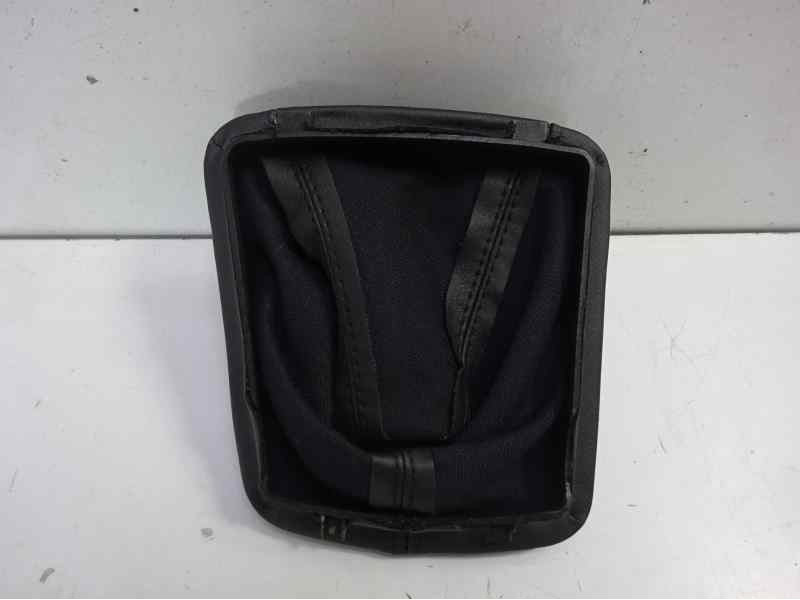 Recambio de pomo palanca cambio para skoda octavia berlina (1z3) referencia OEM IAM POMOOCTAVIA POM40111 