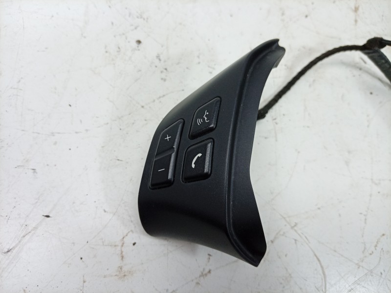 Recambio de mando volante para bmw x1 (e84) sdrive 18 d referencia OEM IAM  695989303 