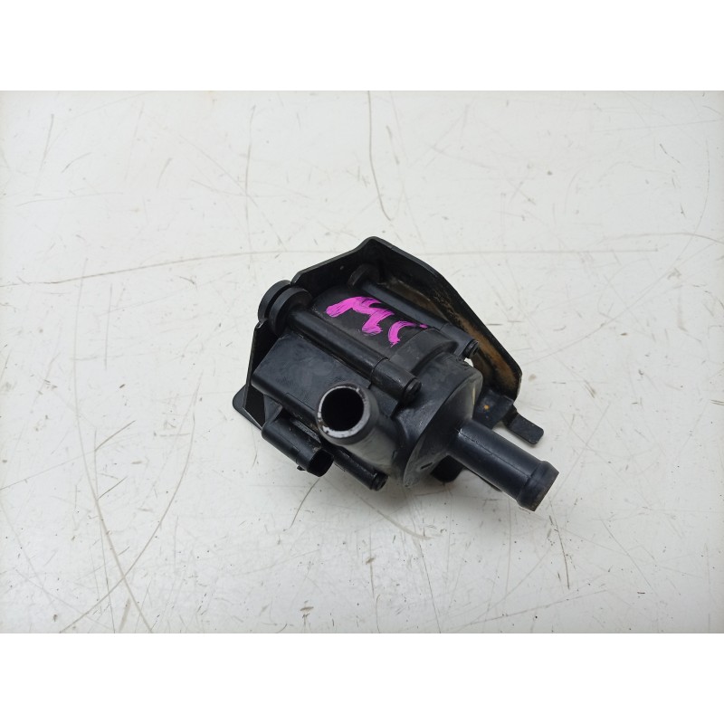 Recambio de bomba agua para ford fiesta vii (hj, hf) 1.0 ecoboost referencia OEM IAM  GN118K577AA CPZFR008/390065