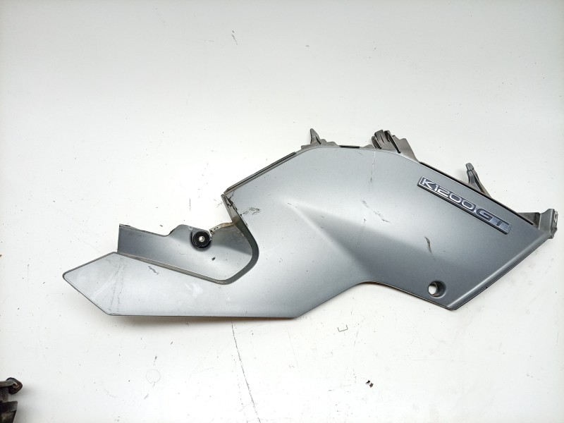 Recambio de moldura para bmw k 1200 s/r/gt k 1200 gt   ´06 referencia OEM IAM  46637685024 