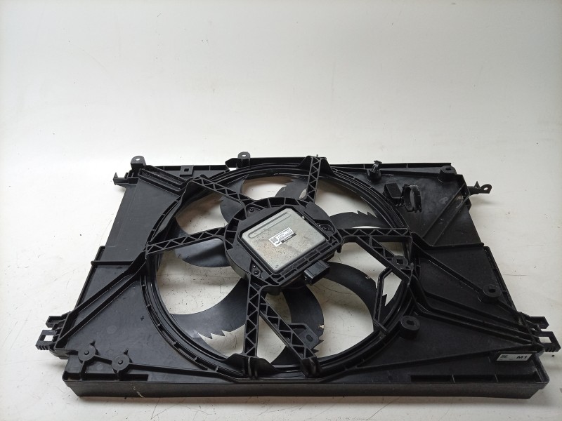 Recambio de electroventilador para toyota rav 4 v (_a5_, _h5_) 2.5 hybrid awd (axap54) referencia OEM IAM 2685003000 1636331500 