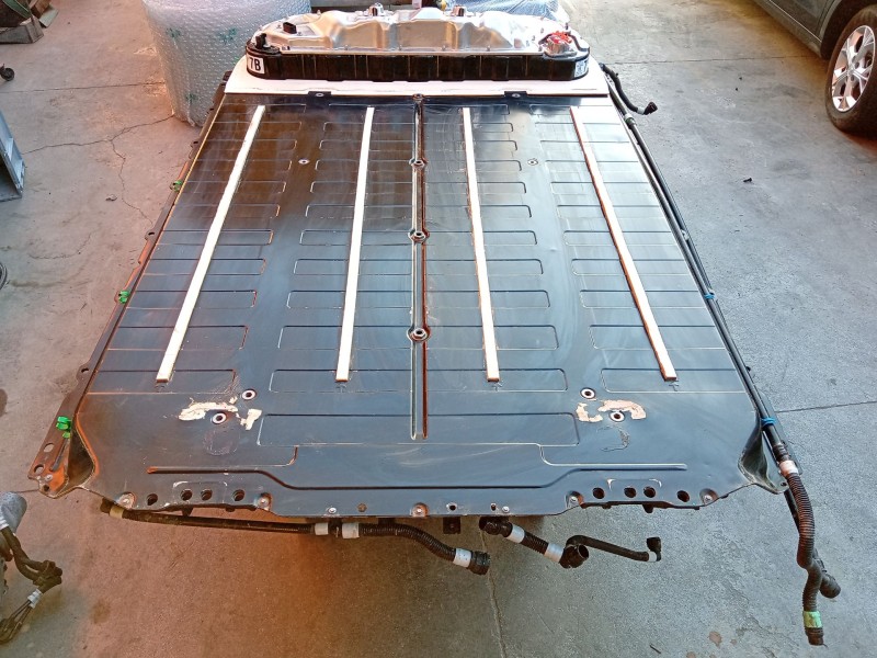 Recambio de bateria para tesla model 3 ev referencia OEM IAM  170001400C 