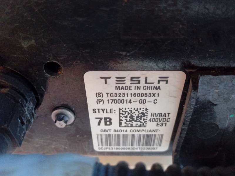 Recambio de bateria para tesla model 3 ev referencia OEM IAM  170001400C 