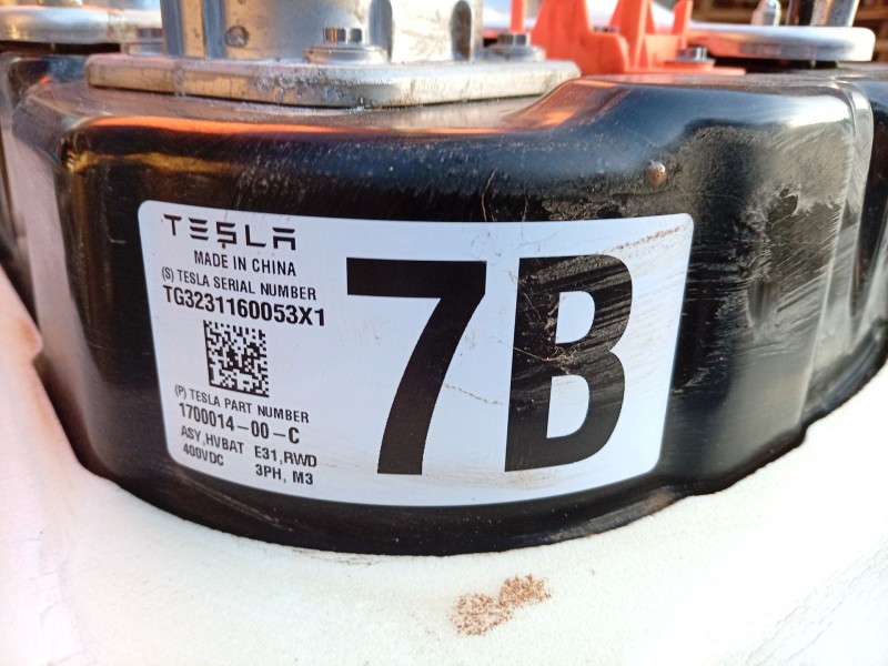 Recambio de bateria para tesla model 3 ev referencia OEM IAM  170001400C 