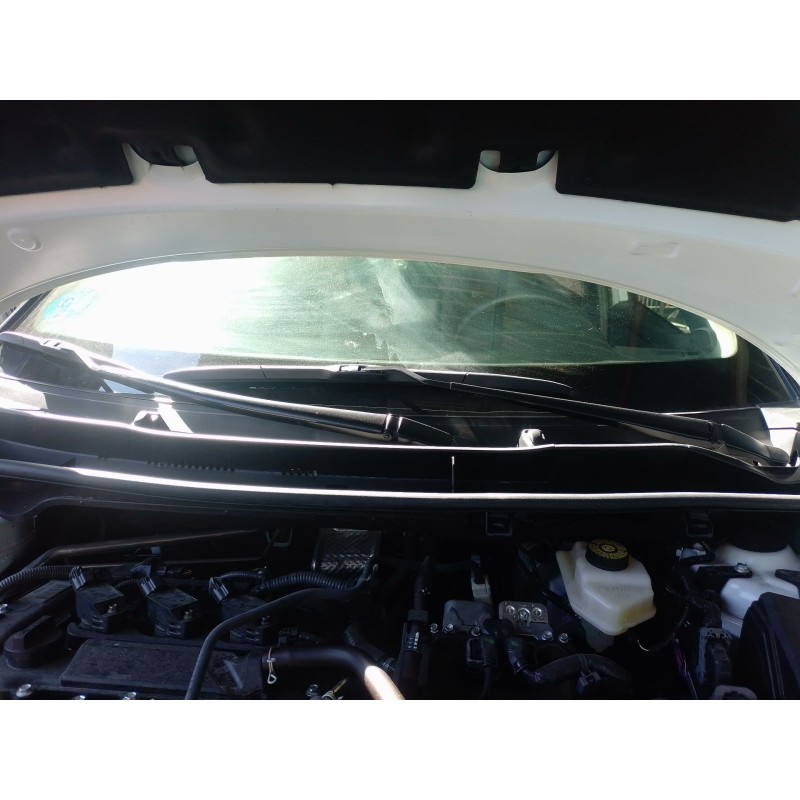 Recambio de brazo limpia delantero izquierdo para toyota yaris (_p21_, _pa1_, _ph1_) 1.5 hybrid (mxph11) referencia OEM IAM   