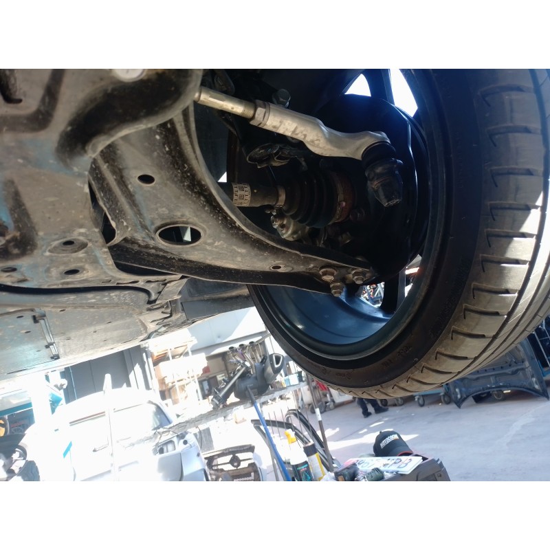 Recambio de brazo suspension inferior delantero derecho para toyota yaris (_p21_, _pa1_, _ph1_) 1.5 hybrid (mxph11) referencia O