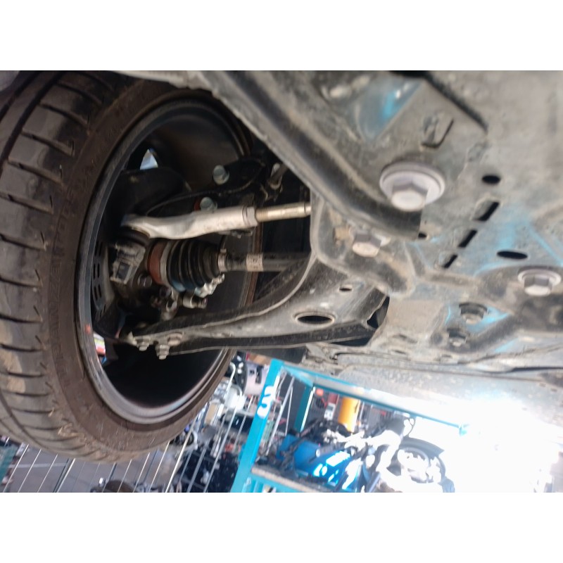 Recambio de brazo suspension inferior delantero izquierdo para toyota yaris (_p21_, _pa1_, _ph1_) 1.5 hybrid (mxph11) referencia