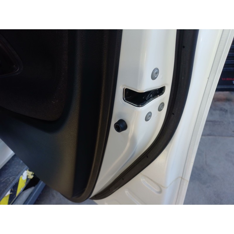 Recambio de cerradura puerta delantera derecha para toyota yaris (_p21_, _pa1_, _ph1_) 1.5 hybrid (mxph11) referencia OEM IAM   
