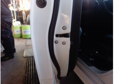 CERRADURA PUERTA DELANTERA IZQUIERDA 