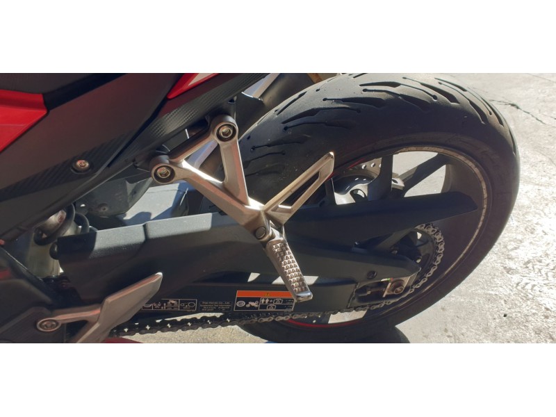 Recambio de estribera izquierda para honda cbr 500r cbr 500 r referencia OEM IAM 50712MGSD30  