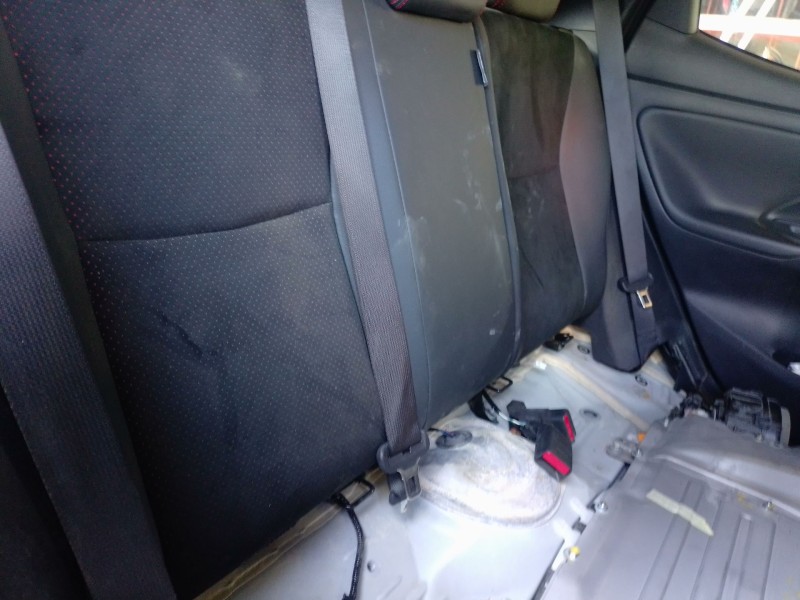 Recambio de juego asientos completo para toyota yaris (_p21_, _pa1_, _ph1_) 1.5 hybrid (mxph11) referencia OEM IAM   