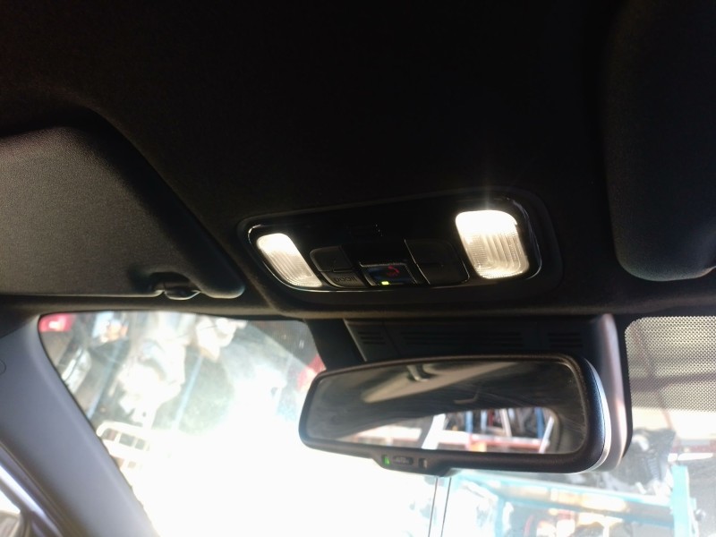 Recambio de luz interior para toyota yaris (_p21_, _pa1_, _ph1_) 1.5 hybrid (mxph11) referencia OEM IAM   